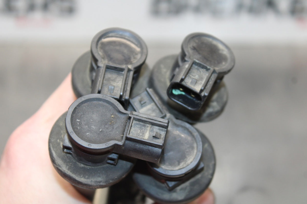 08-10 SUZUKI GSXR 600 IGNITION COILS COIL SPARK PLUG CAPS BB803