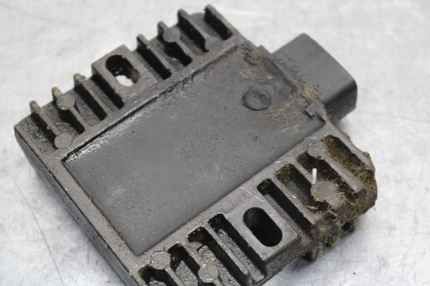 2006 Kawasaki Vulcan 900 VN900B Classic RECTIFIER VOLTAGE REGULATOR  BB585