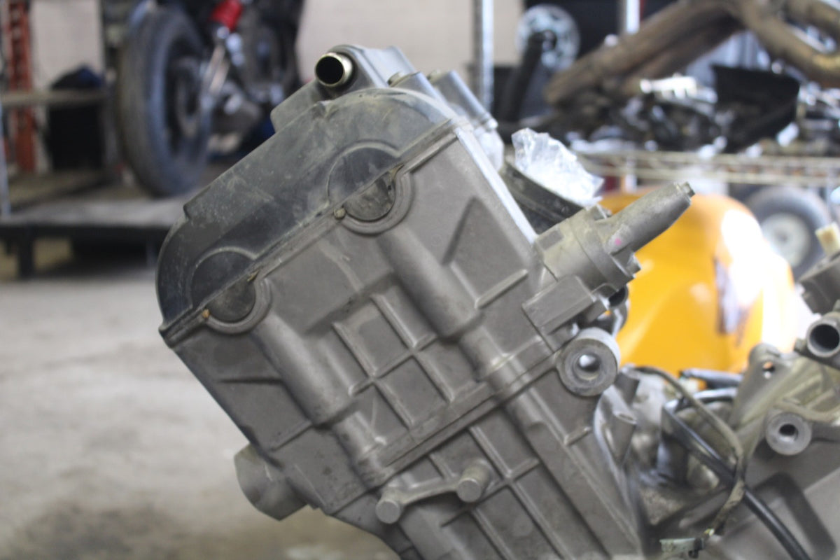 98-05 HONDA SUPER HAWK 1000 VTR1000F ENGINE MOTOR BB924