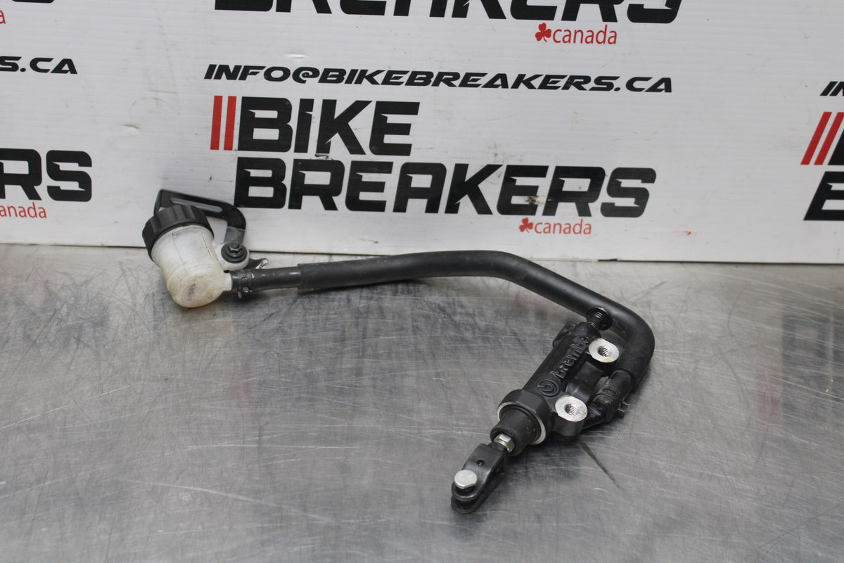 16 YAMAHA XSR900 REAR BACK BRAKE MASTER CYLINDER W RESERVOIR BB786