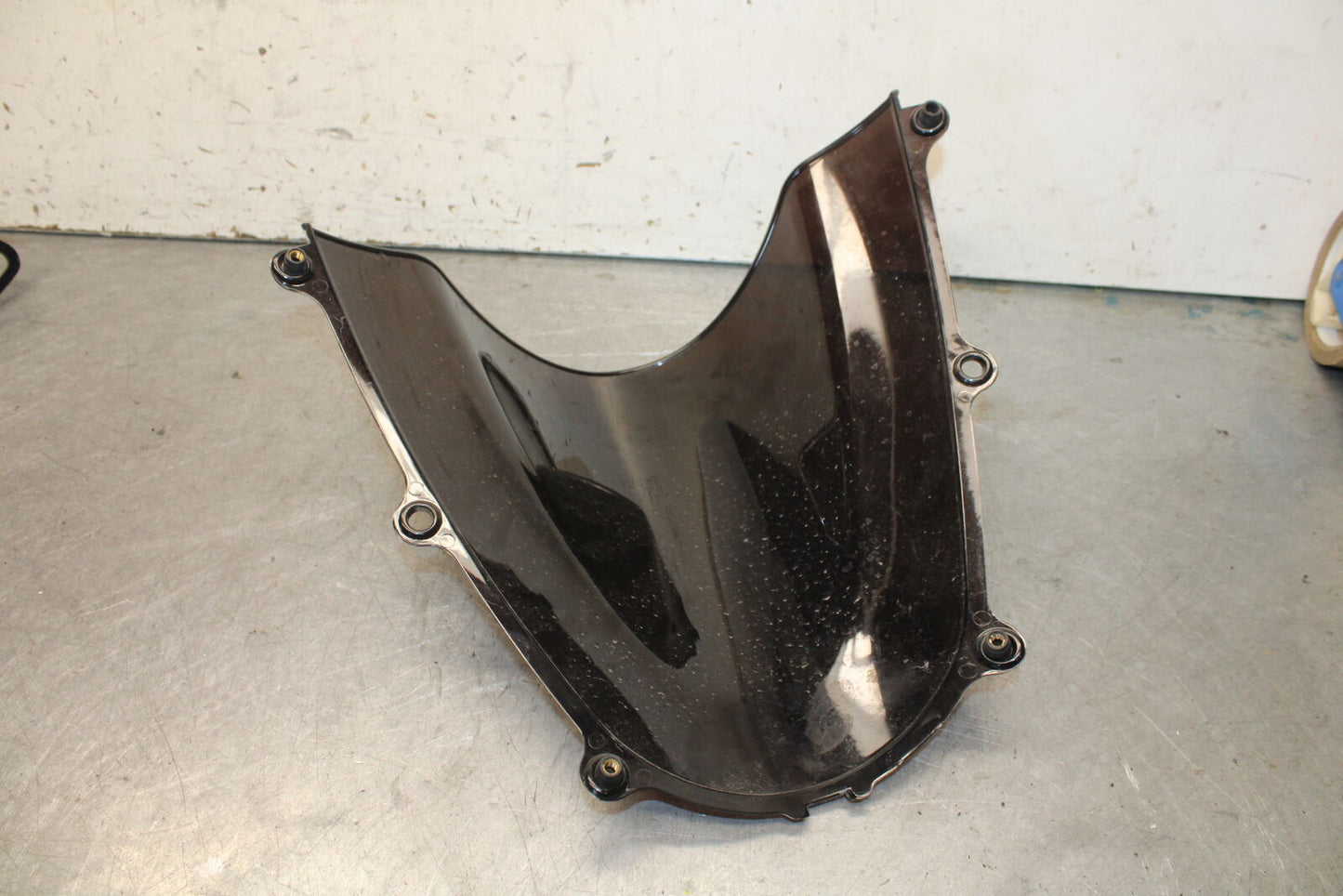 05-06 HONDA CBR600RR FRONT WINDSHIELD WINDSCREEN   BB689