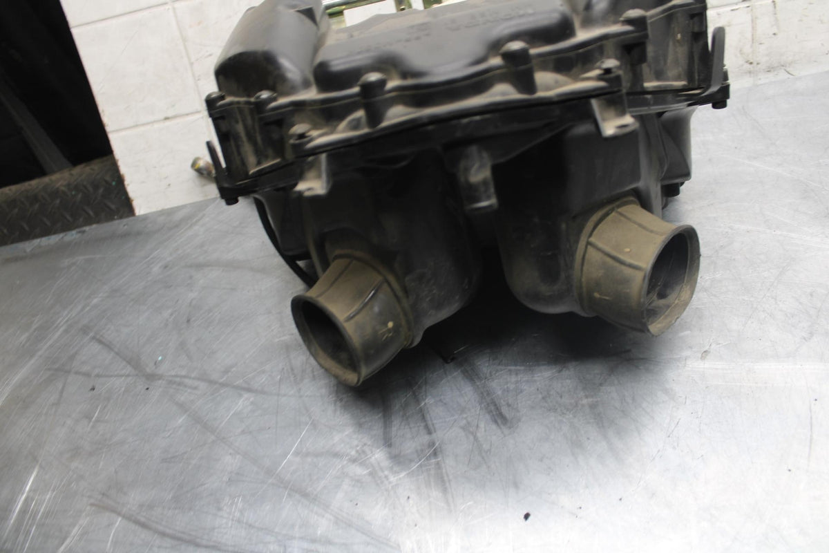 2003 Honda CBR600RR AIRBOX INTAKE FILTER BOX 17221-MEE-D00 17232-MEE-000 BB511