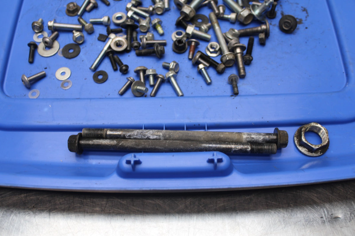 13 KAWASAKI NINJA 650 EX650F ABS BOLTS HARDWARE MOTOR SCREWS BB828