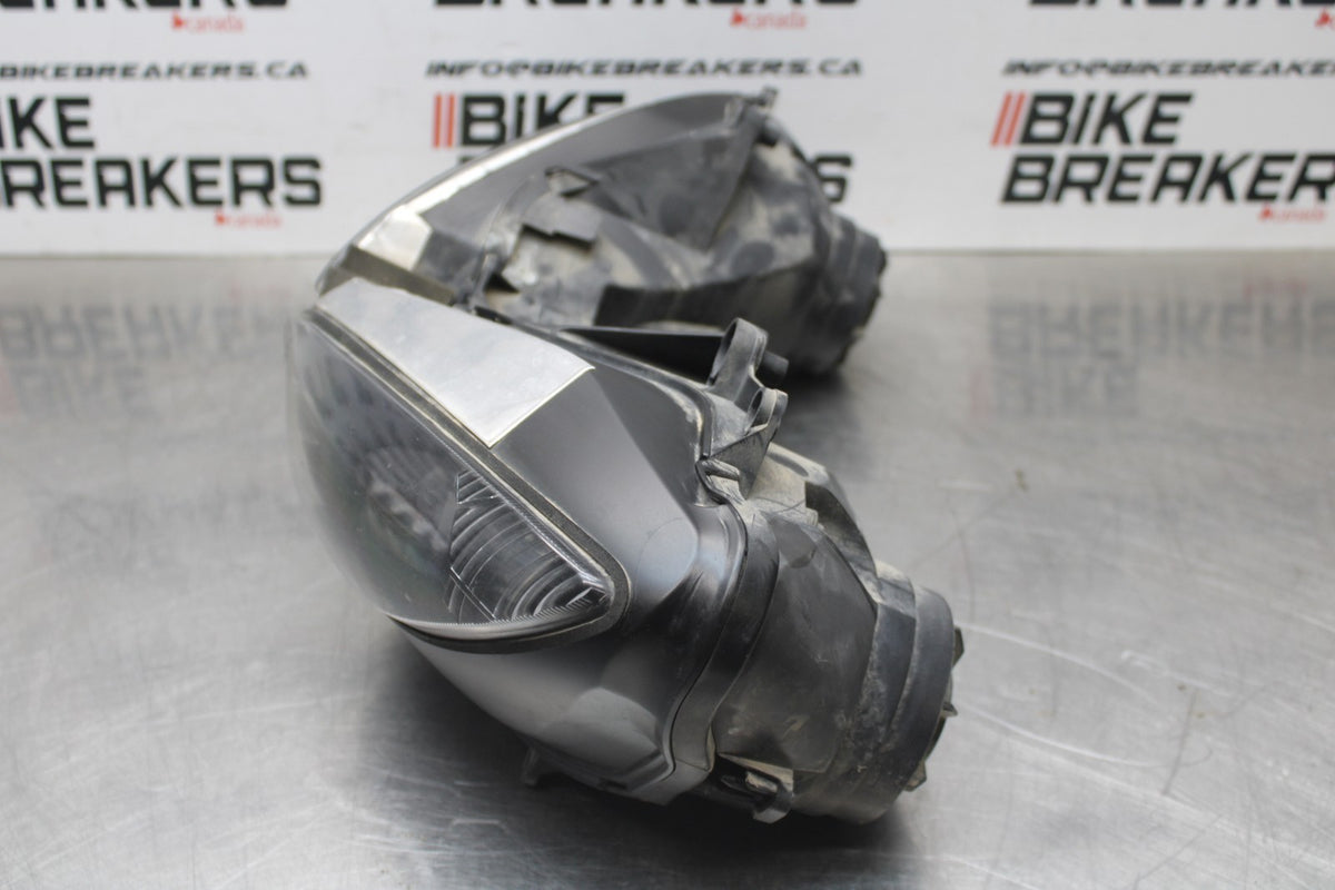 08-09 YAMAHA YZF R6S FRONT HEADLIGHT HEAD LIGHT LAMP BB796