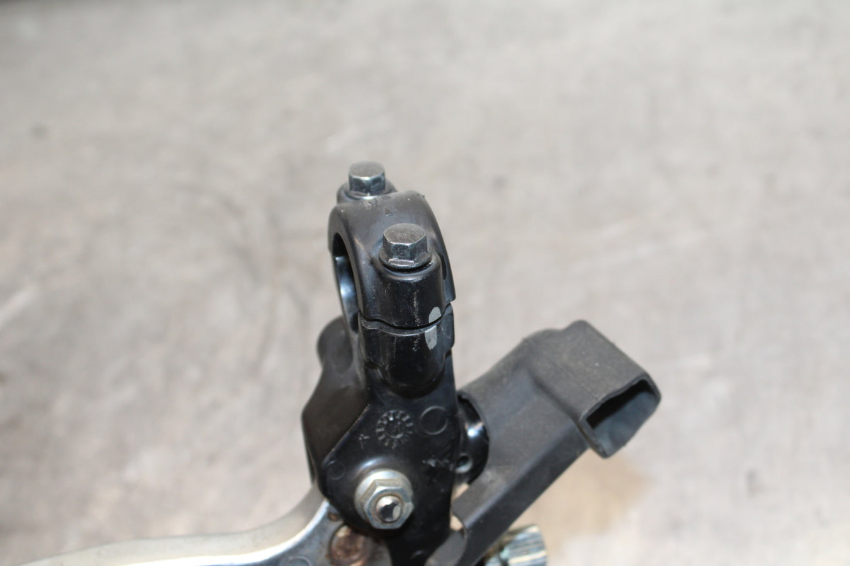 15-16 HONDA CB300F CLUTCH PERCH MOUNT WITH LEVER  BB740