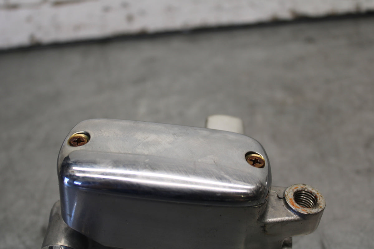 05-06 YAMAHA ROYAL STAR FRONT BRAKE MASTER CYLINDER BB697