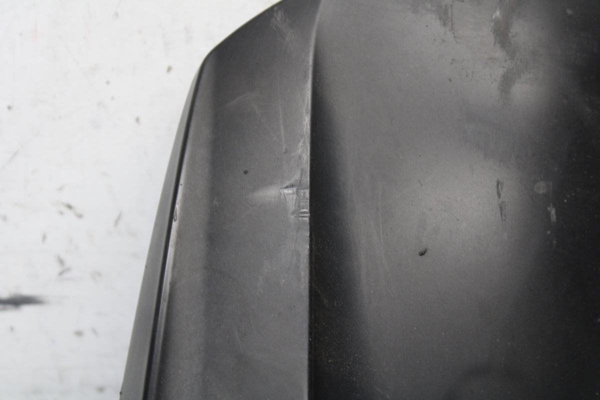 04-06 YAMAHA YZF R1 REAR BACK WHEEL TIRE HUGGER FENDER 5VY-21650-00-00 BB659