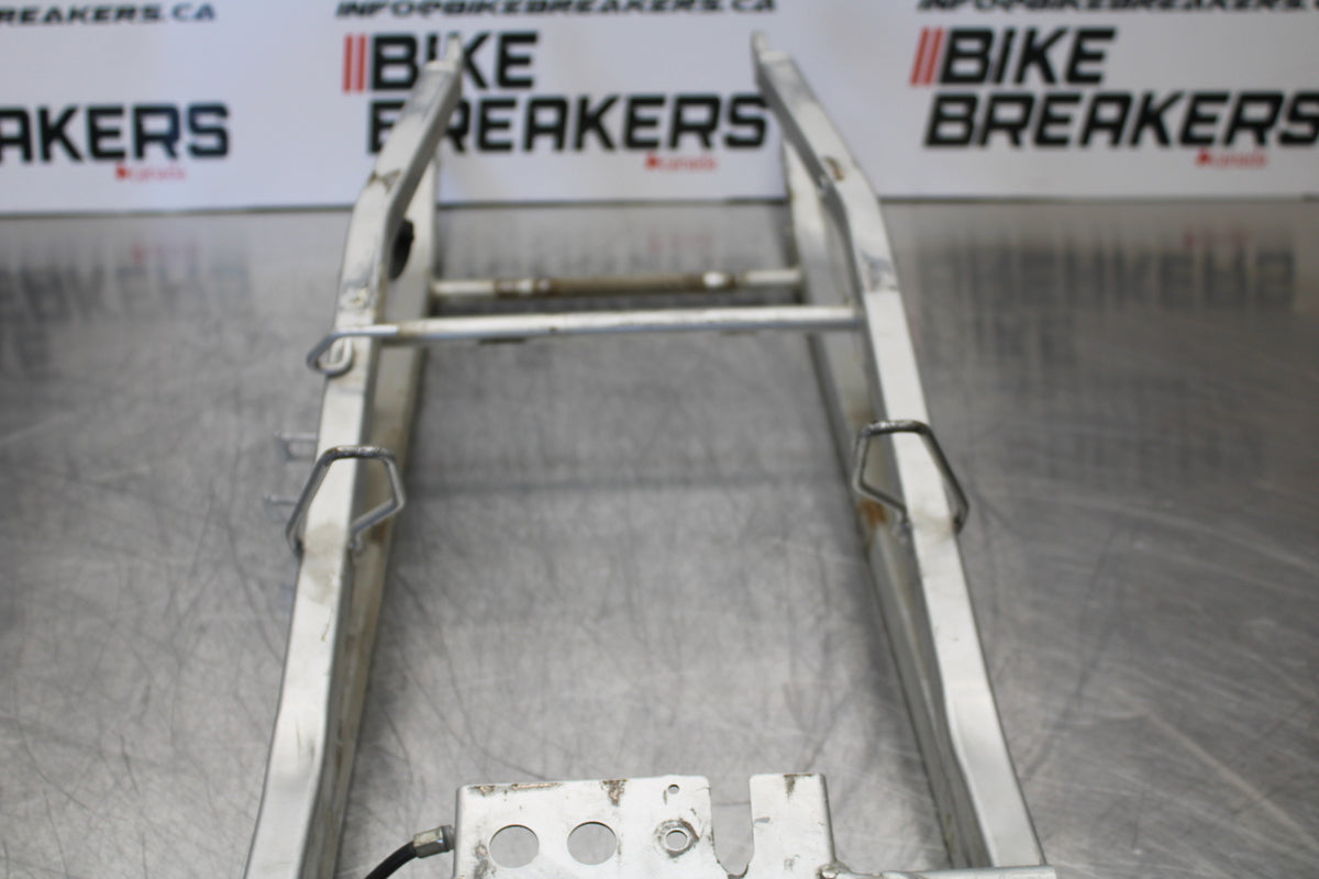 98-05 HONDA SUPER HAWK 1000 VTR1000F REAR SUBFRAME BACK SUB FRAME BB152
