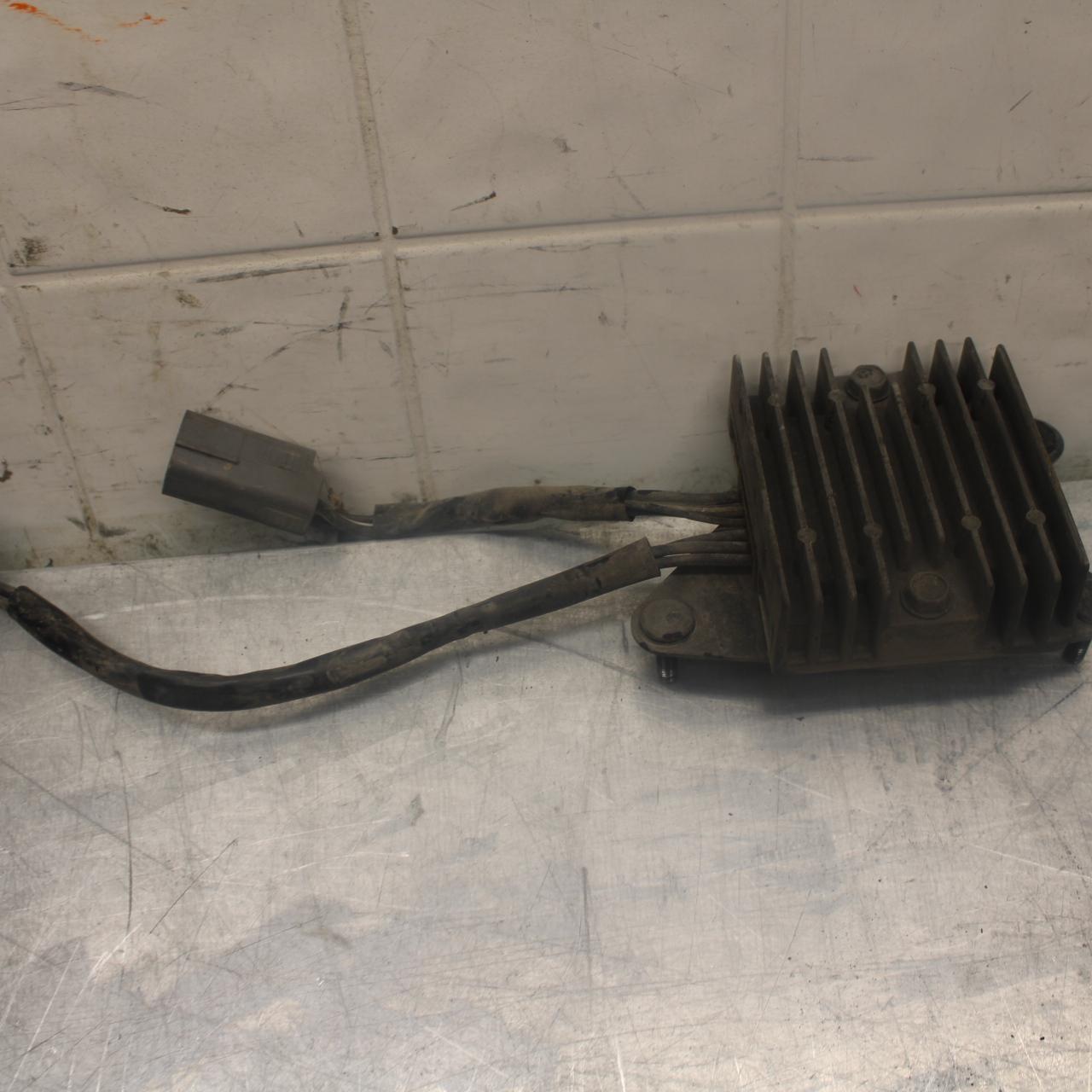 07-08 KAWASAKI NINJA ZX6R RECTIFIER VOLTAGE REGULATOR 21066-0025 BB456