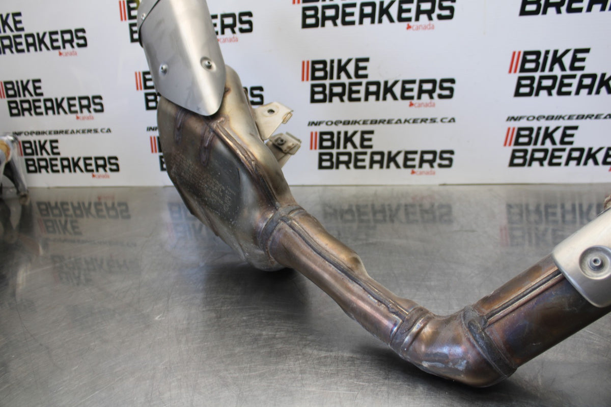 22-25 YAMAHA YZF R7 EXHAUST PIPE MUFFLER SLIP ON CAN SILENCER BB182