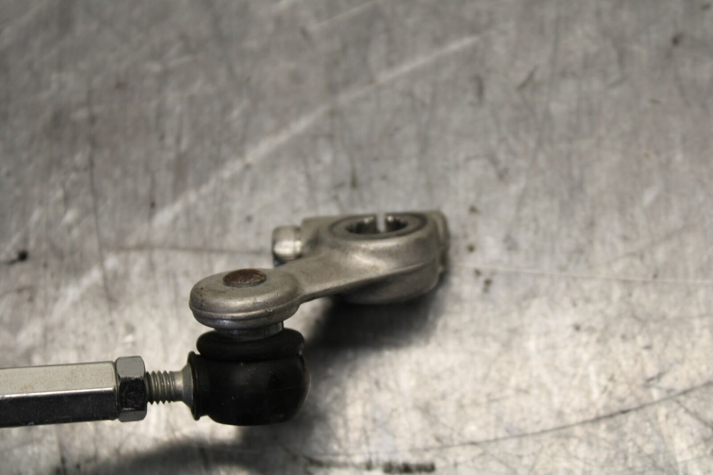 11-24 SUZUKI GSXR750 SHIFTER LINKAGE SHIFT LINK PEDAL BB714