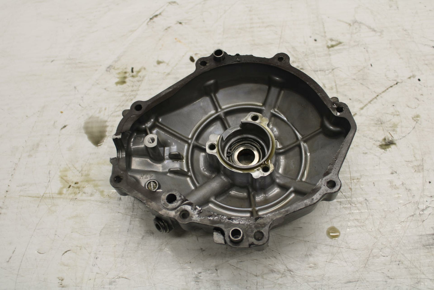 09-11 SUZUKI GSXR1000 STATOR MAGNETO ALTERNATOR GENERATOR COVER #B BB284