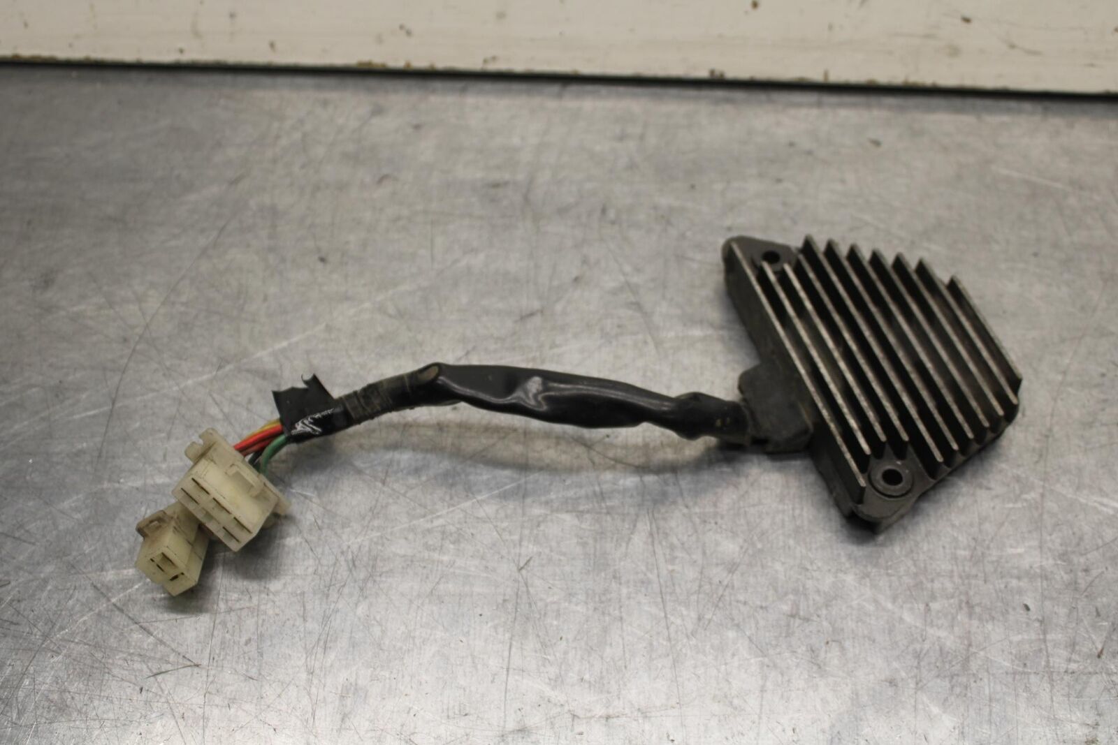 1985 Honda Shadow 500 VT500C RECTIFIER VOLTAGE REGULATOR 31600-MF5-018 BB615