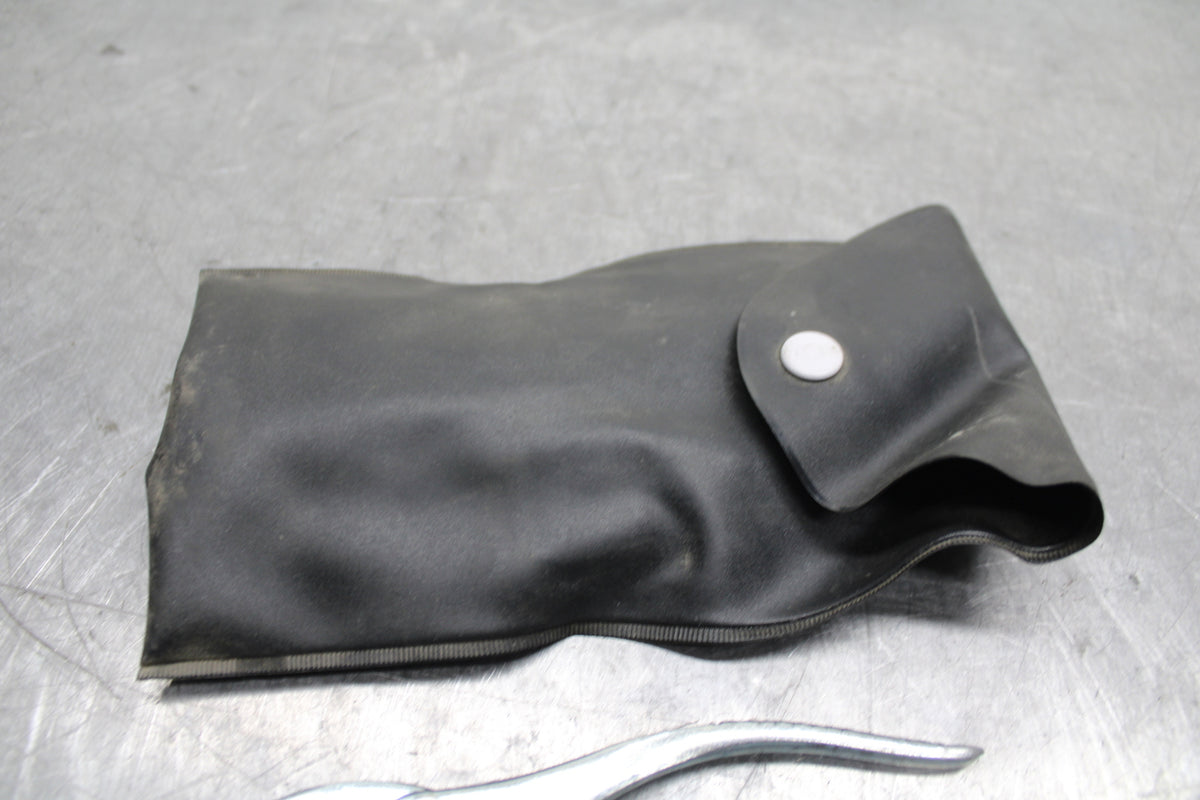 11-17 SUZUKI GSXR600 STOCK TOOLS OEM TOOL BAG KIT SET BB132