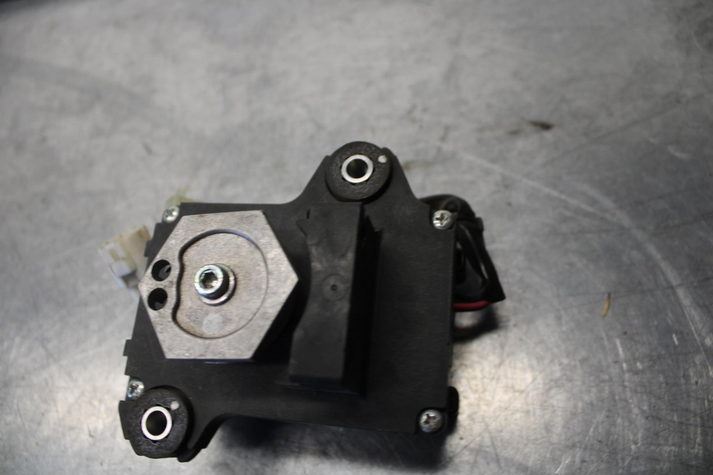 08-10 SUZUKI GSXR 600  EXHAUST VALVE SERVO MOTOR BB101 #B