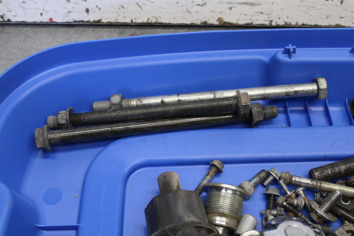 02-04 HONDA VTX1800S MOUNTING BOLTS HARDWARE MOTOR SCREWS BB712