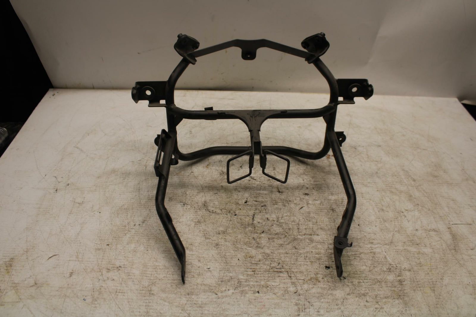 12-13 KAWASAKI EX300 NINJA UPPER FAIRING MIRROR GAUGES STAY BRACKET BB373