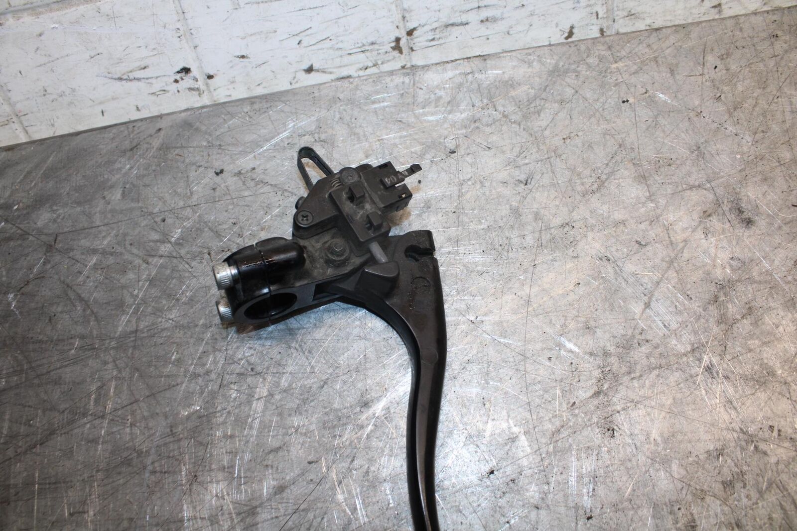 2009 Kawasaki Ninja ZX6R ZX600R CLUTCH PERCH MOUNT WITH LEVER  BB538