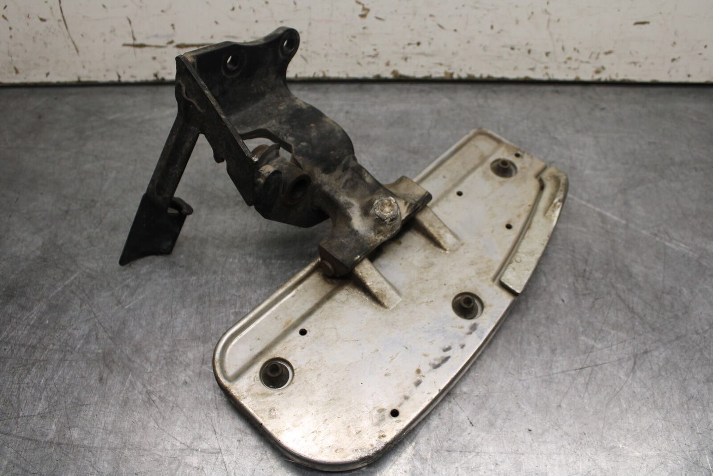 14-15 YAMAHA V STAR 1300 XVS1300CT TOURER RIGHT FRONT FOOT REST PEG STEP BB722