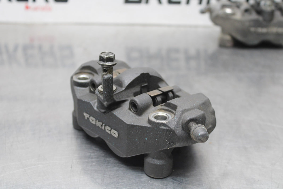 06-07 SUZUKI GSXR600 RIGHT LEFT FRONT BRAKE CALIPER SET PAIR CALIPERS BB836