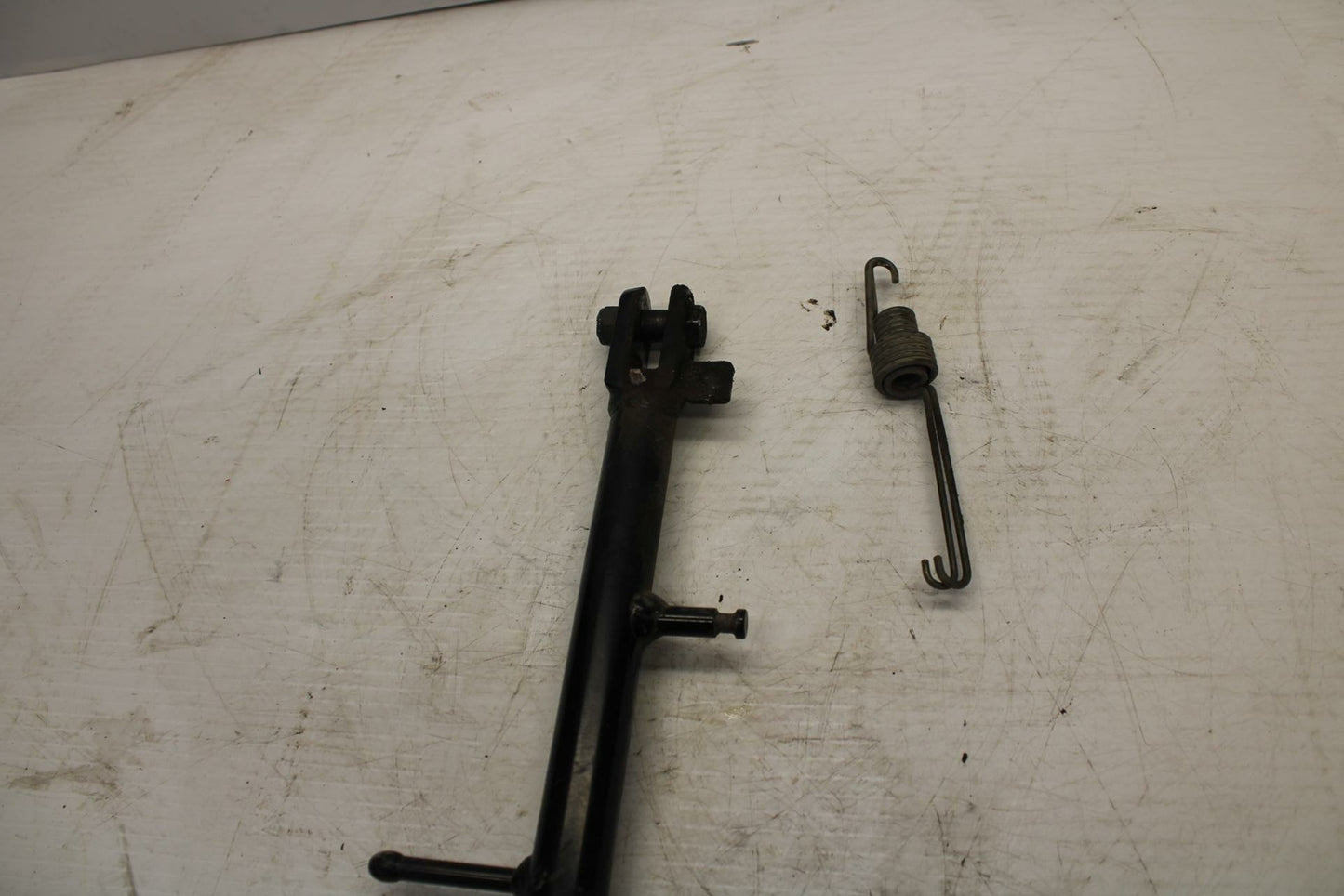 04-09 SUZUKI GS500F KICKSTAND SIDE KICK STAND 42310-01D20-019 BB261