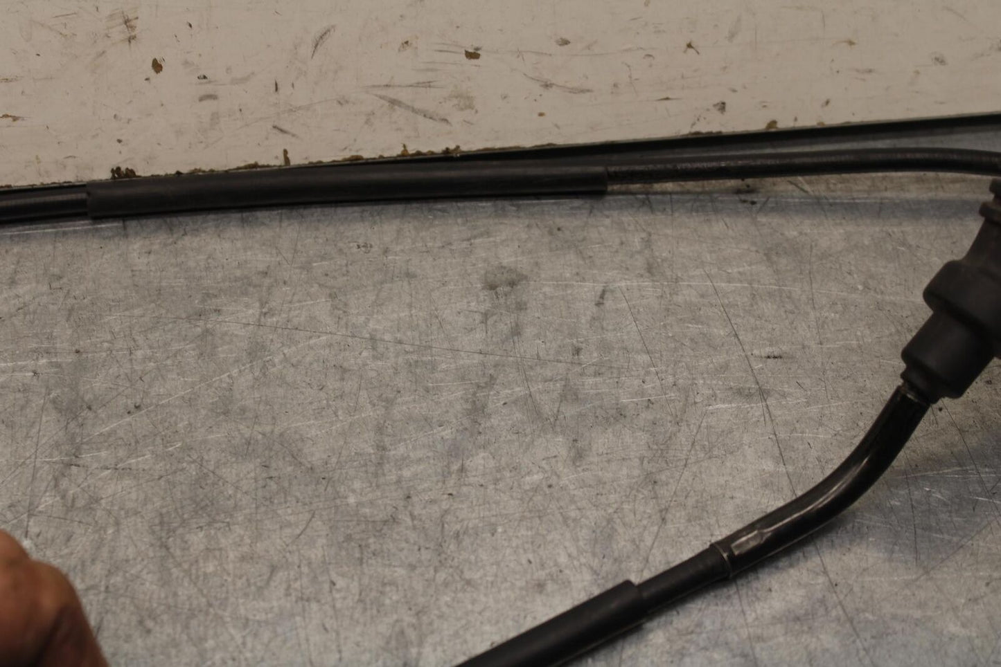 04-09 SUZUKI GS 500 FH GS500F CLUTCH CABLE LINE BB97