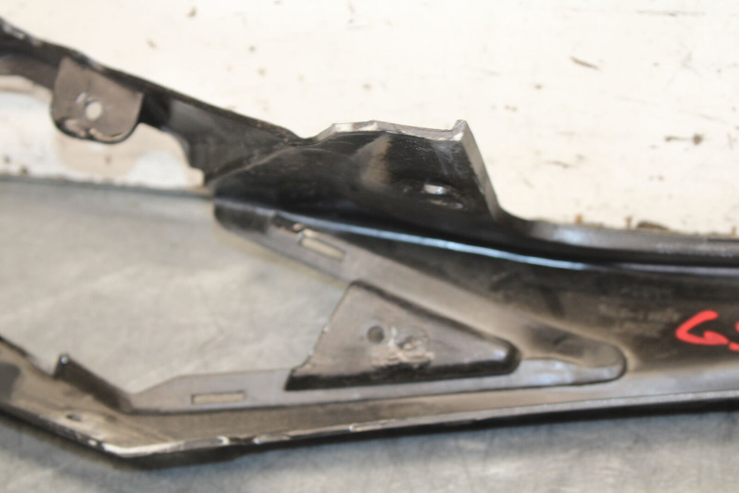 08-10 SUZUKI GSXR750 LEFT REAR BACK TAIL FAIRING COWL SHROUD BB476