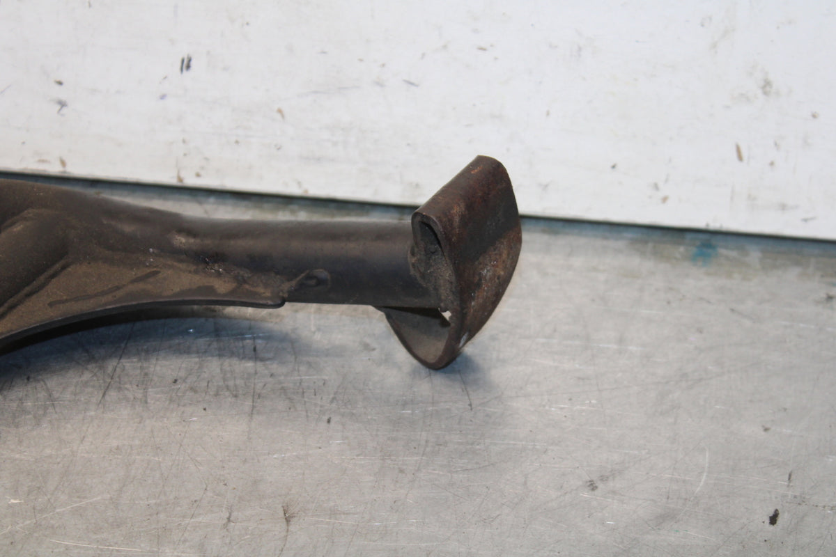 85-86 SUZUKI MADURA 1200 CENTER MAIN STAND  BB691