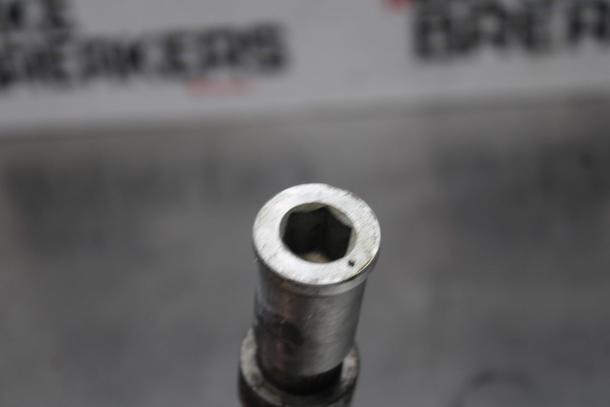 06 KAWASAKI NINJA 650 EX650 FRONT WHEEL RIM AXLE PIVOT BOLT BB823