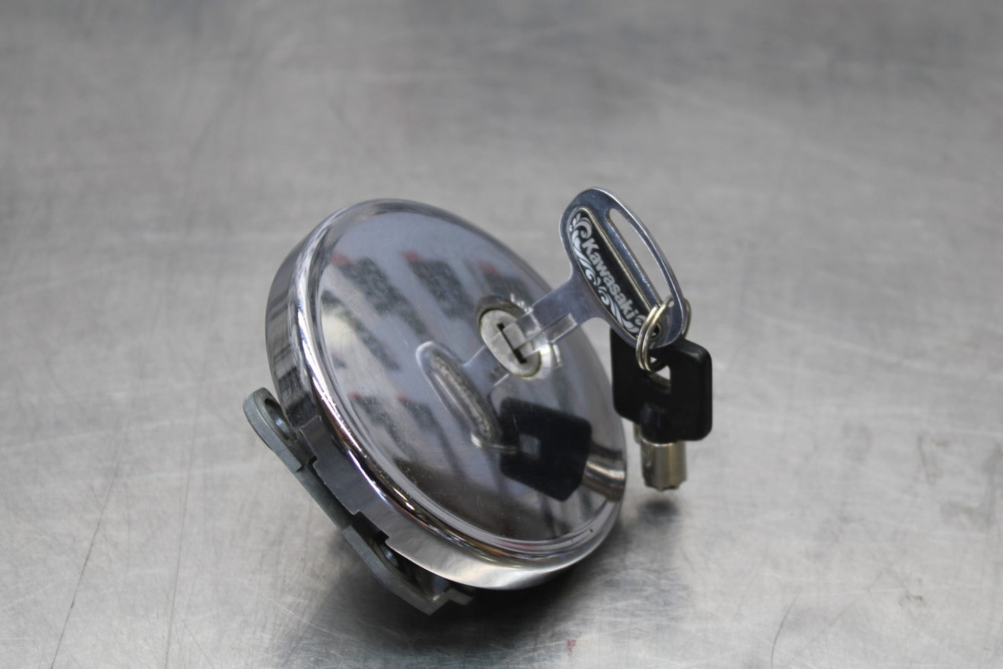 03-08 KAWASAKI VULCAN 1600 IGNITION LOCK KEY SET W/ GAS CAP BB196