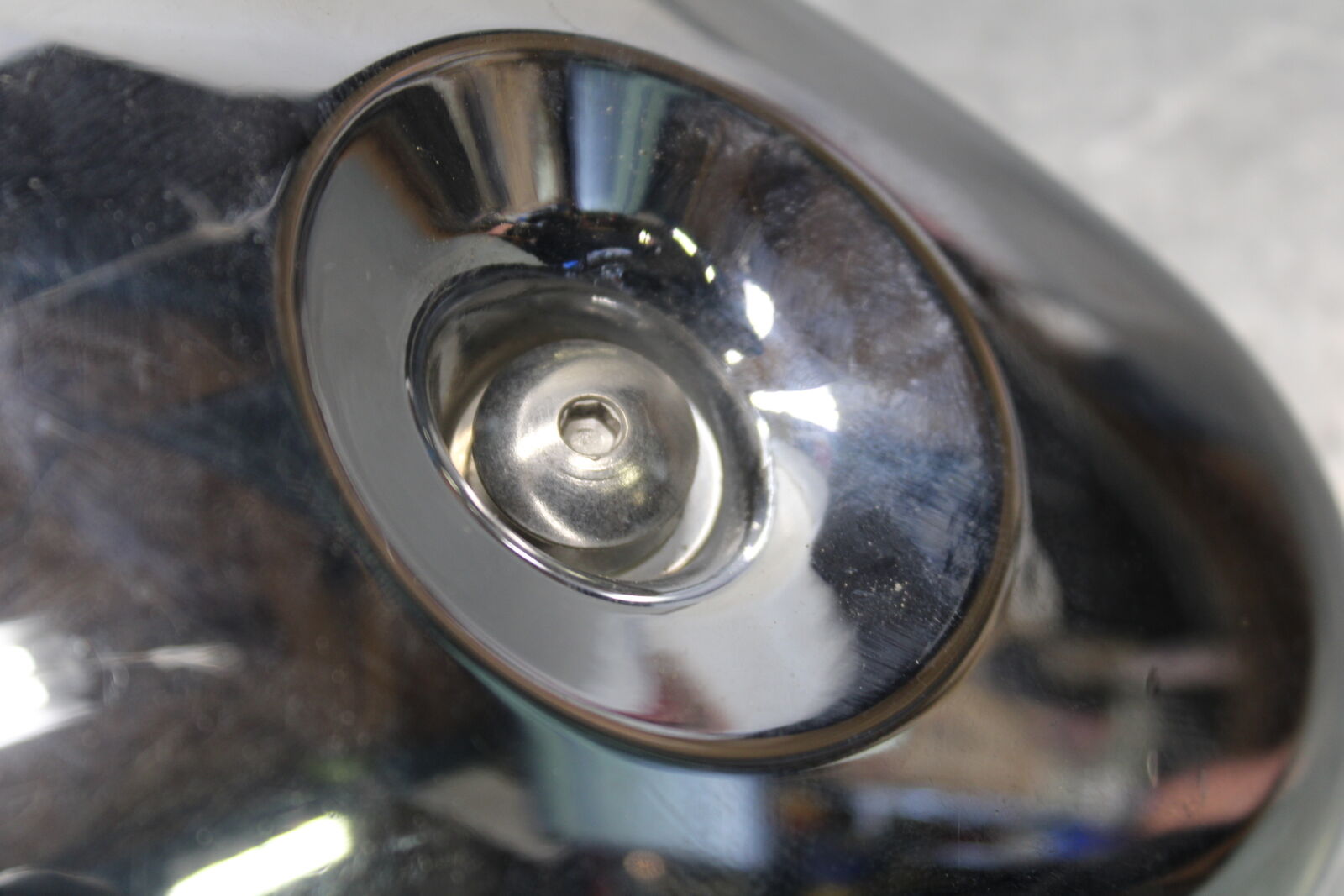 05-09 SUZUKI BOULEVARD C90 AIR CLEANER FILTER BOX BB692