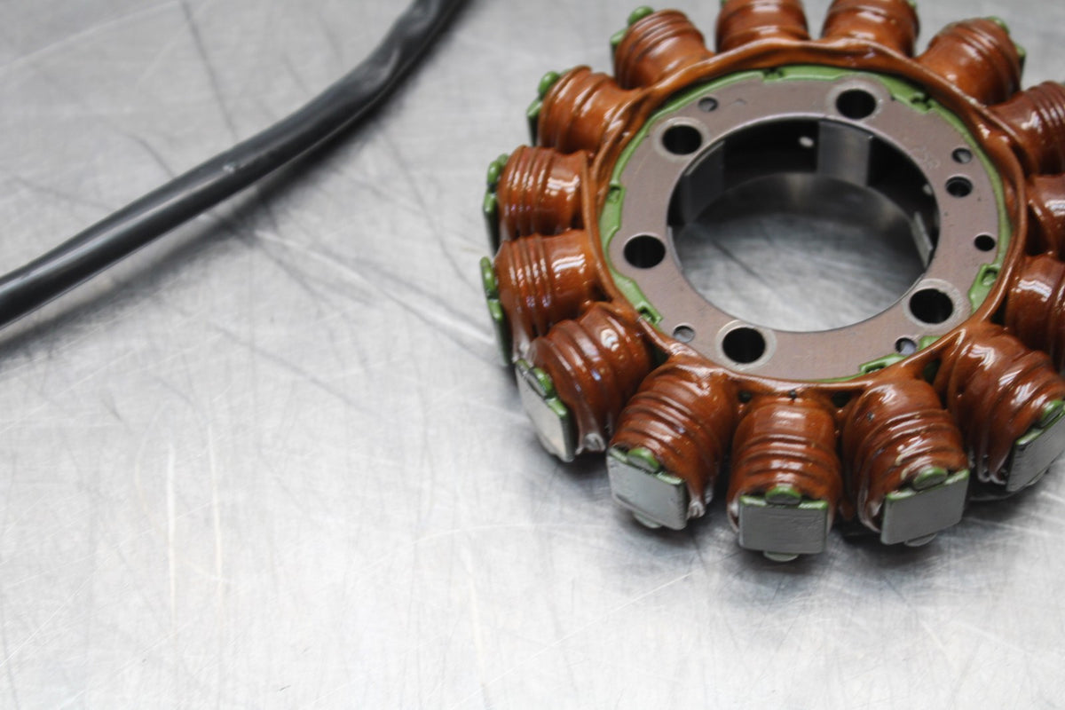 08 KAWASAKI NINJA ZX10R STATOR GENERATOR ALTERNATOR MAGNETO BB902