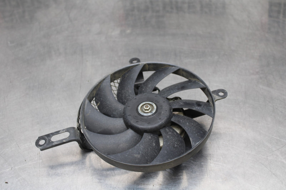 11-22 SUZUKI GSXR 600  ENGINE RADIATOR COOLING FAN BB193