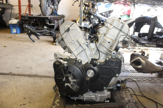 16 APRILIA TUONO V4 1100 ENGINE MOTOR BB905