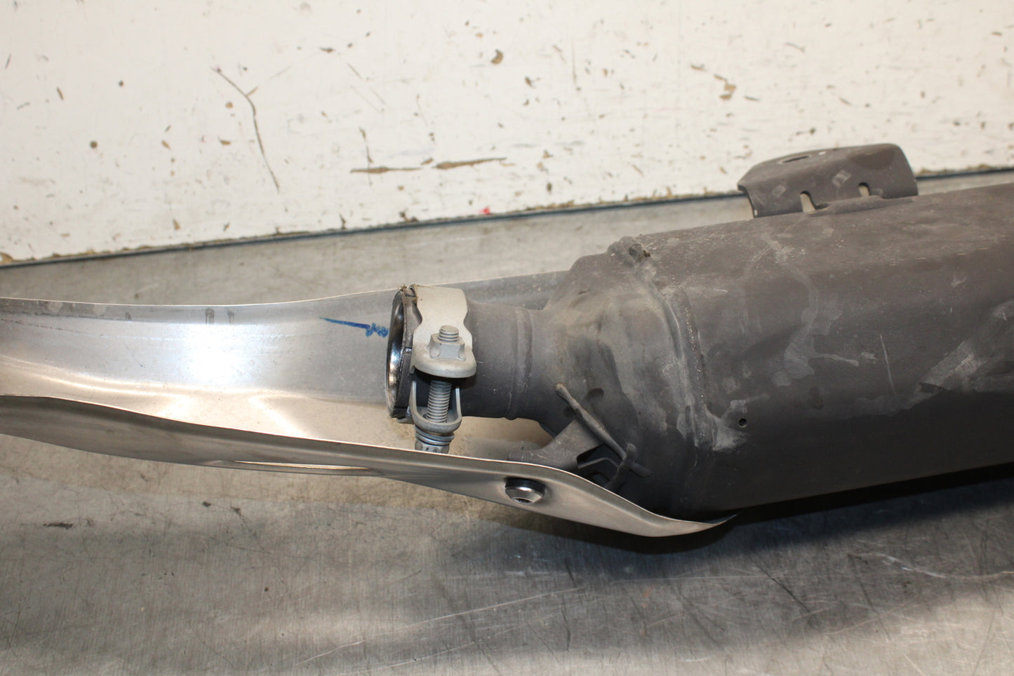 24 KAWASAKI NINJA 500 ABS EXHAUST PIPE MUFFLER SLIP ON CAN SILENCER BB730