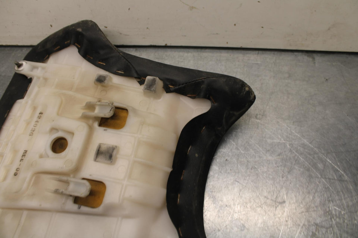 03-04 HONDA CBR600RR FRONT DRIVERS SEAT PAD SADDLE PILLION 77100-MEE-000 BB614