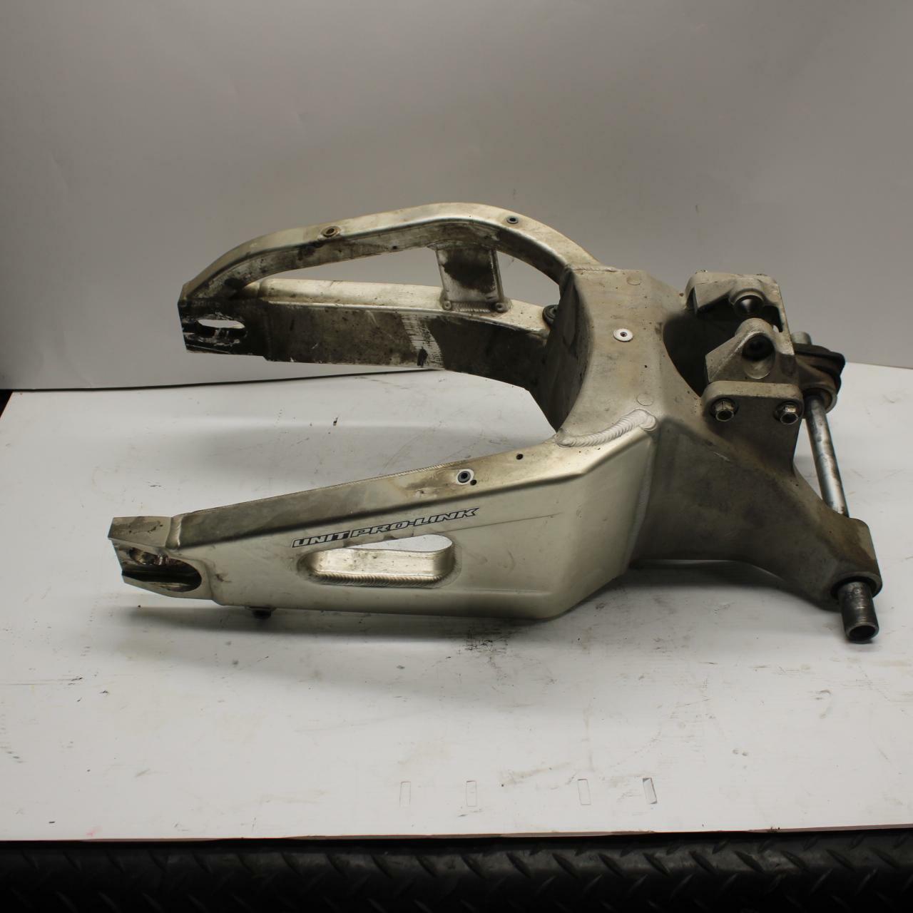 03-04 HONDA CBR600RR REAR SWINGARM BACK SUSPENSION SWING ARM BB253
