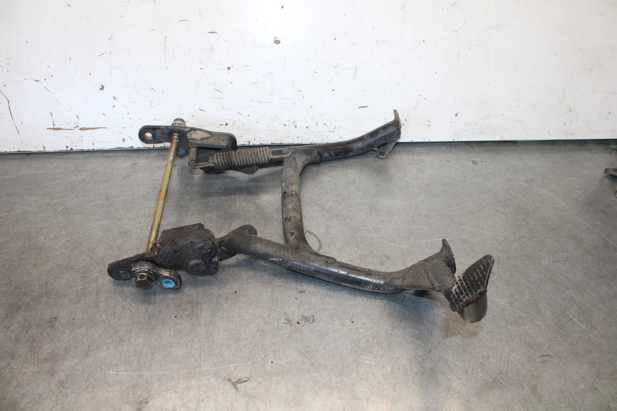 06-07 DUCATI MONSTER 695 CENTER MAIN STAND BB674
