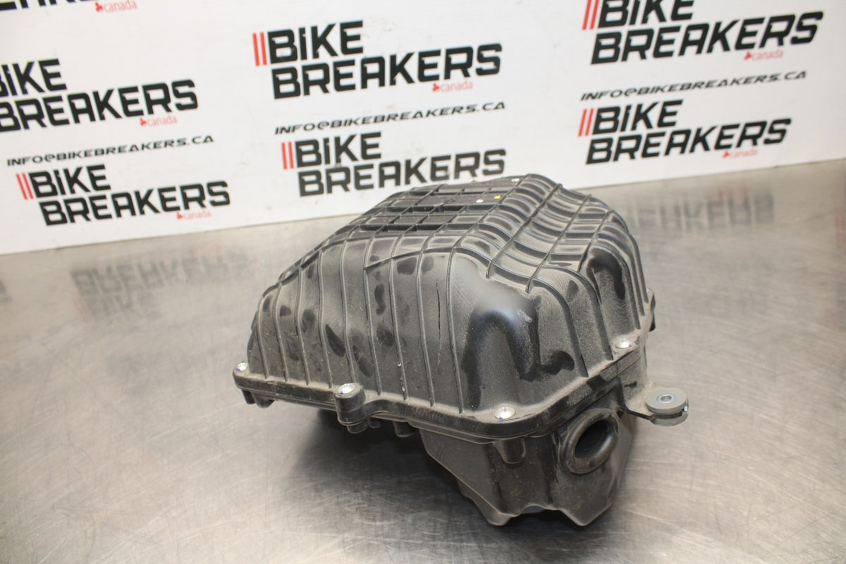 24 KAWASAKI NINJA 500 ABS AIRBOX AIR INTAKE FILTER BOX BB818