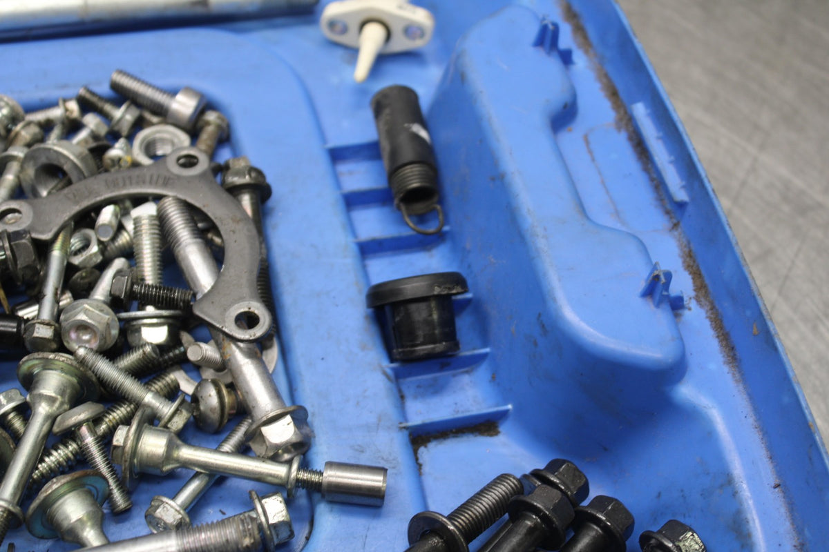 05-06 HONDA CBR600RR MOUNTING BOLTS HARDWARE SCREWS BB893