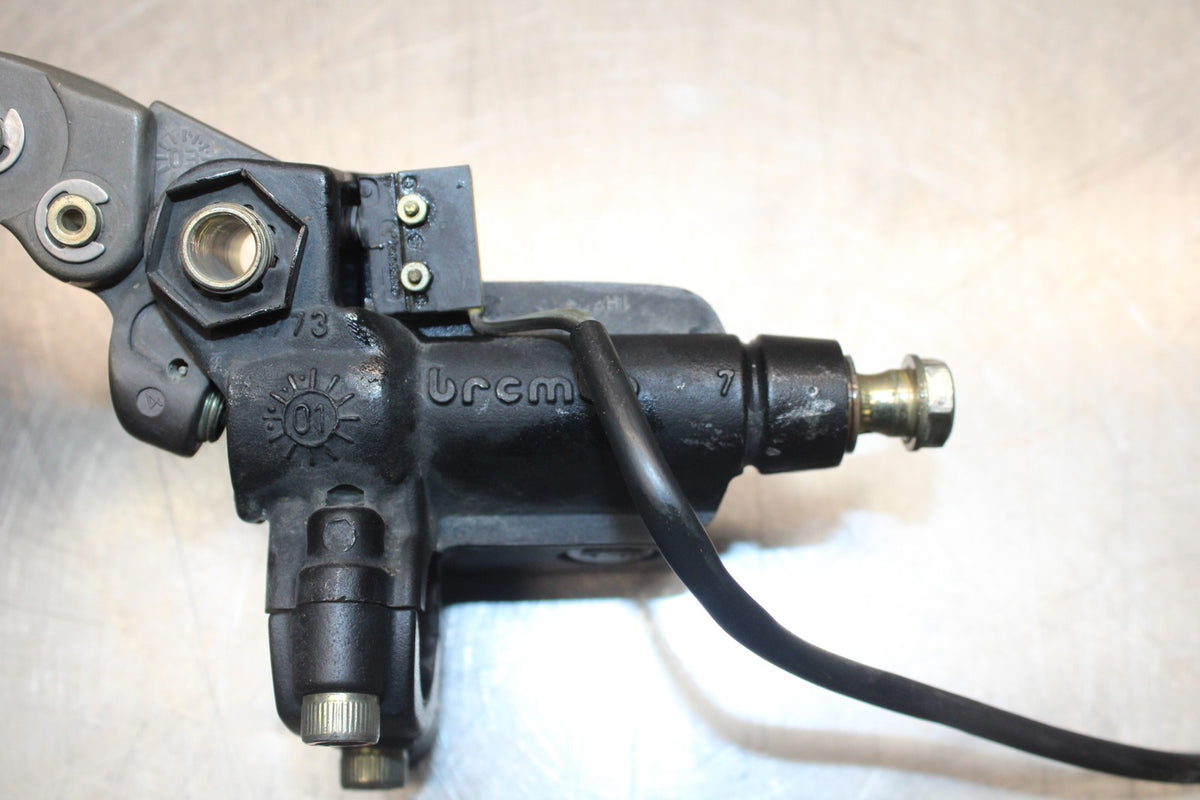 02 DUCATI MONSTER 620 FRONT BRAKE MASTER CYLINDER w/ LEVER BB851