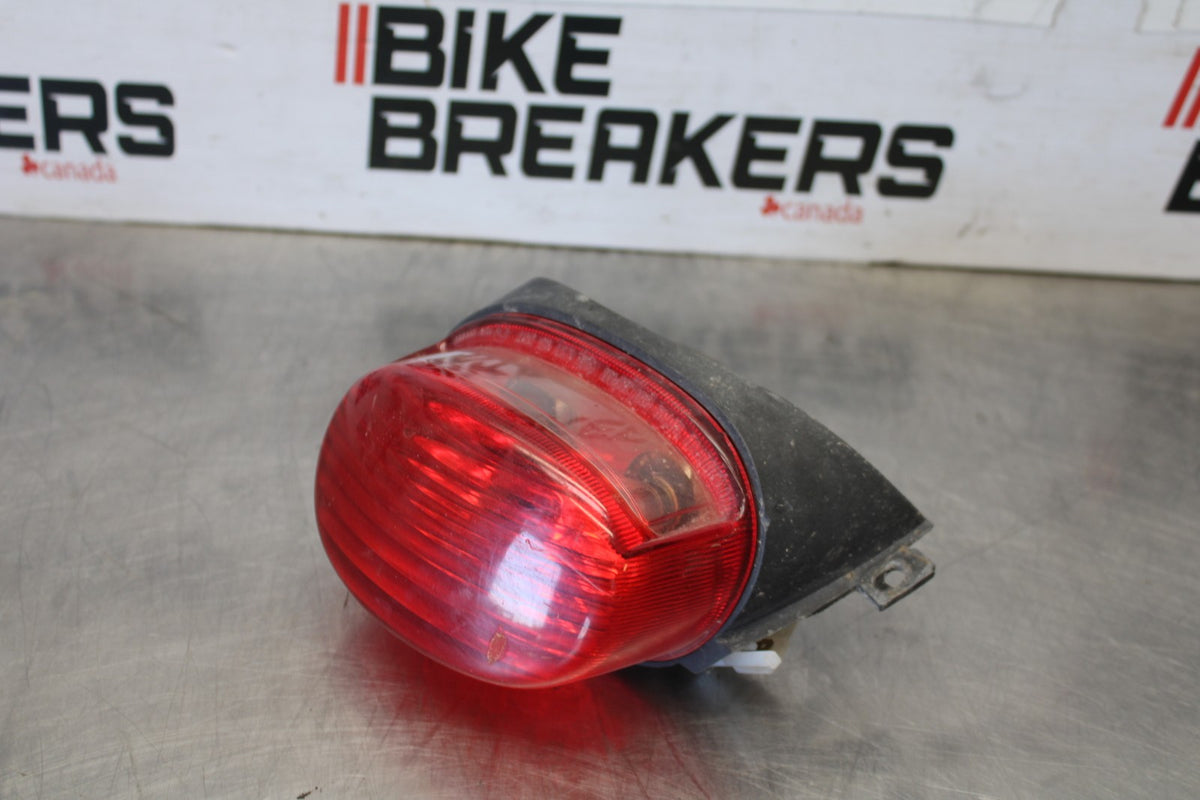 97-00 SUZUKI GSXR600 SRAD REAR TAIL TAILLIGHT BACK BRAKE LIGHT BB921