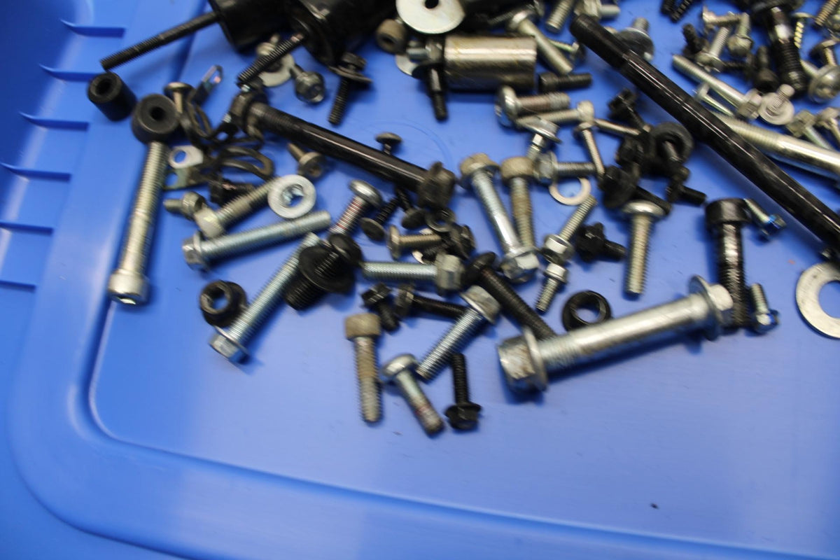 17-23 SUZUKI GSXR 250 GSX250RL8  MOUNTING BOLTS HARDWARE MOTOR SCREWS BB490