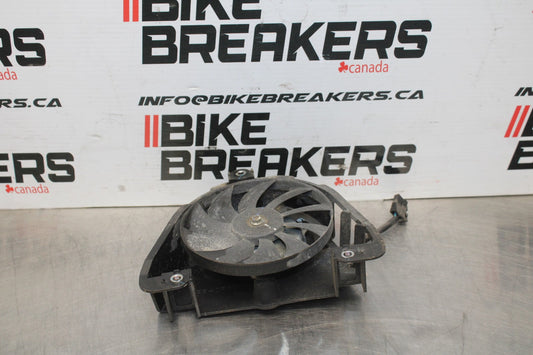 17-18 YAMAHA YZF R3 ENGINE RADIATOR COOLING FAN BB813