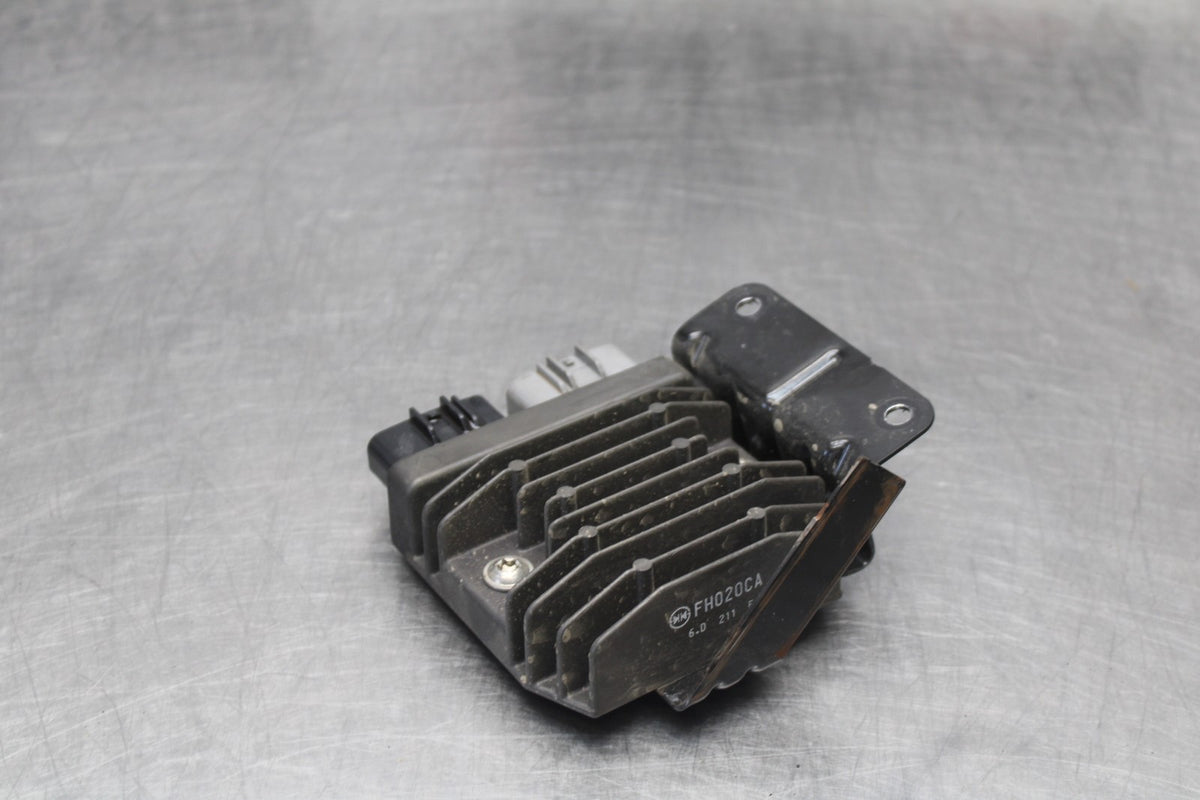 17-20 BMW S1000R RECTIFIER VOLTAGE REGULATOR BB909