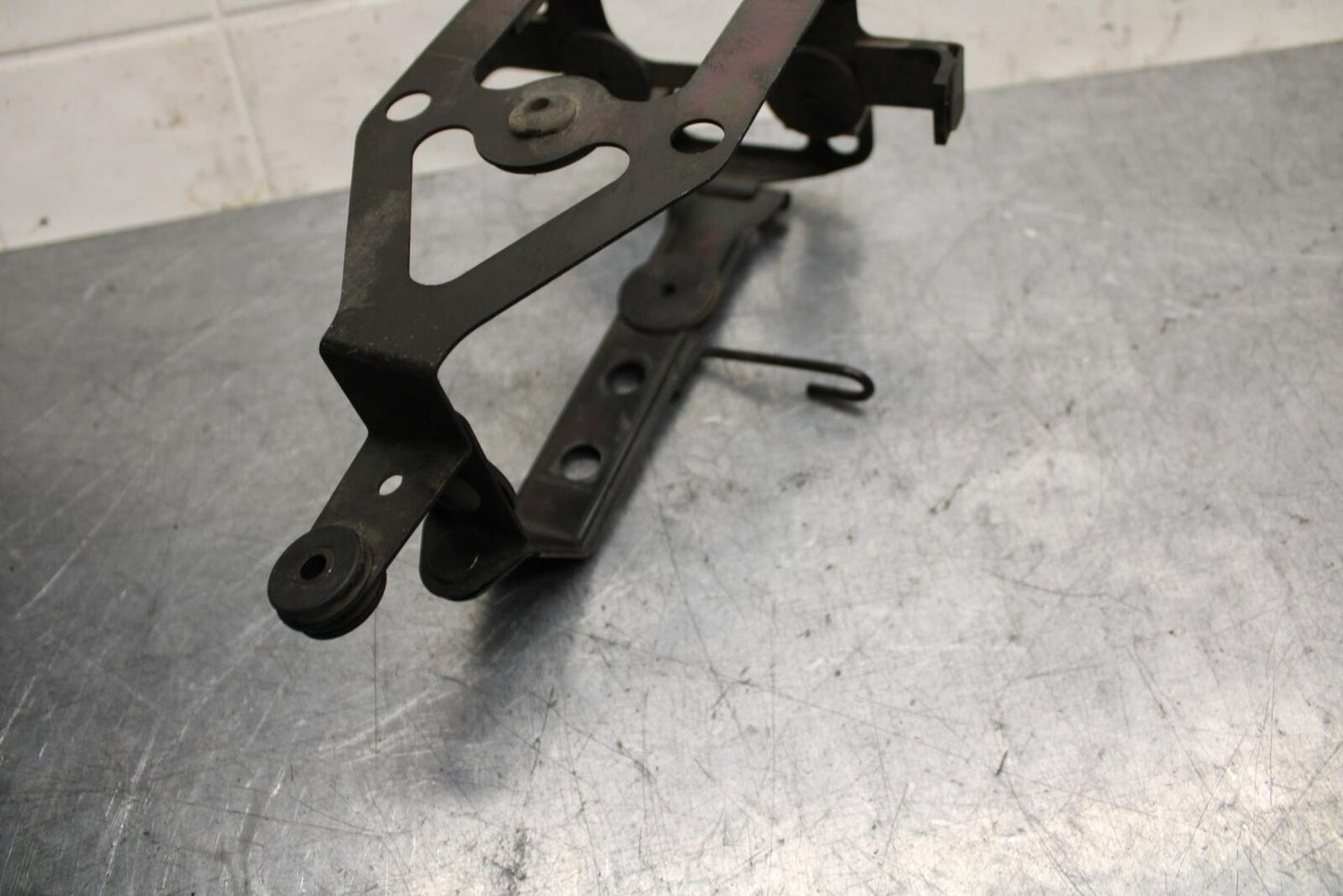 2001 Honda ST1100 BATTERY BOX  CLAMP STRAP BB77