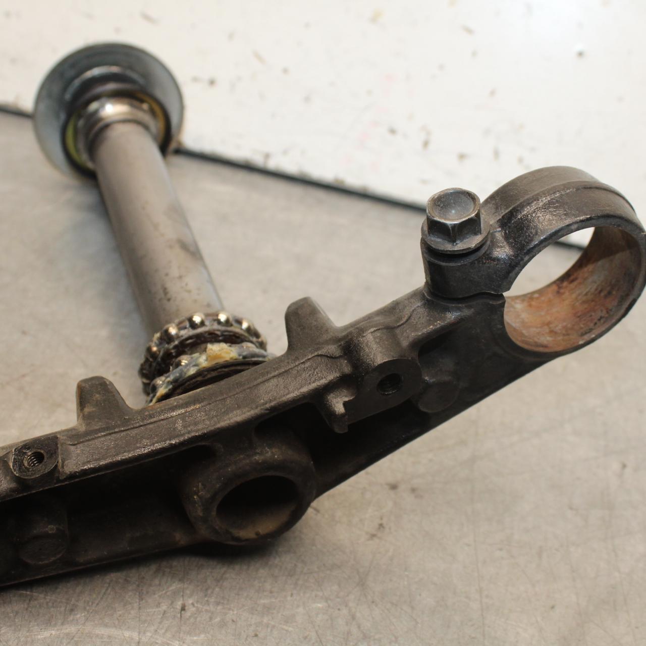 01-06 HONDA CBR600F4I FRONT FORKS CLAMP LOWER TRIPLE TREE STEM  BB644