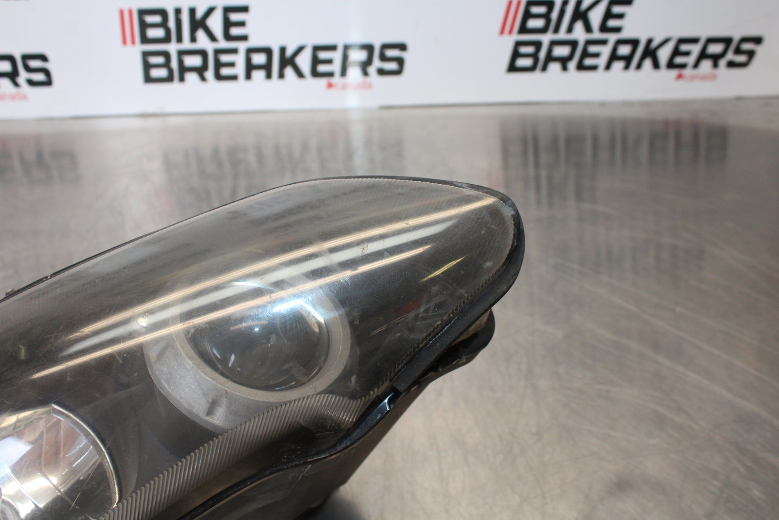 07-08 YAMAHA YZF R1 FRONT RIGHT HEADLIGHT HEAD LIGHT LAMP BB160