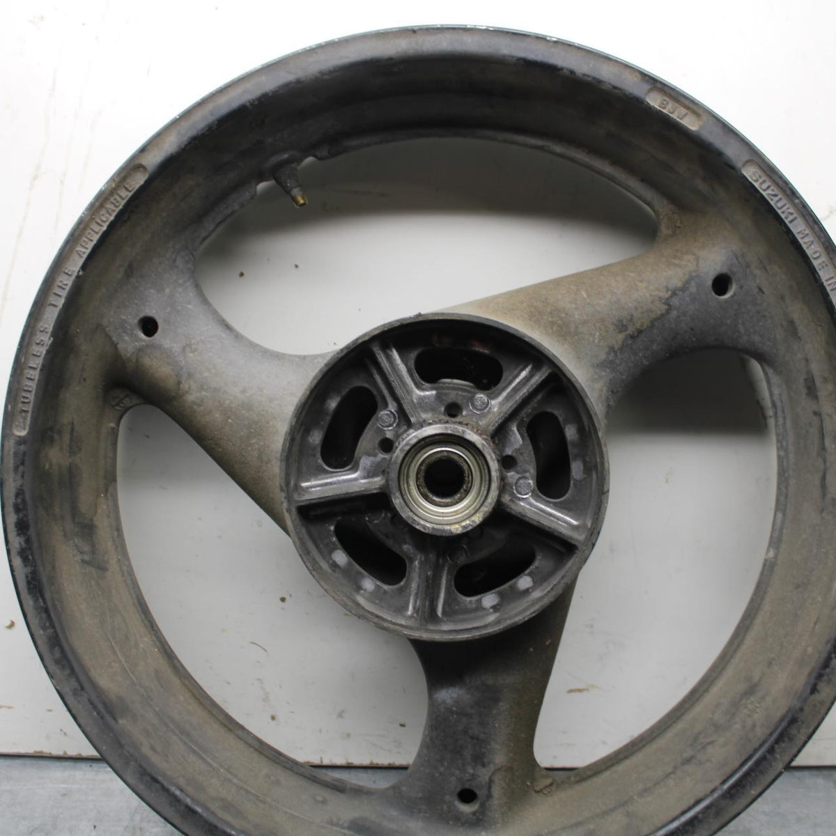 1995 Suzuki RF600R REAR BACK WHEEL BB615