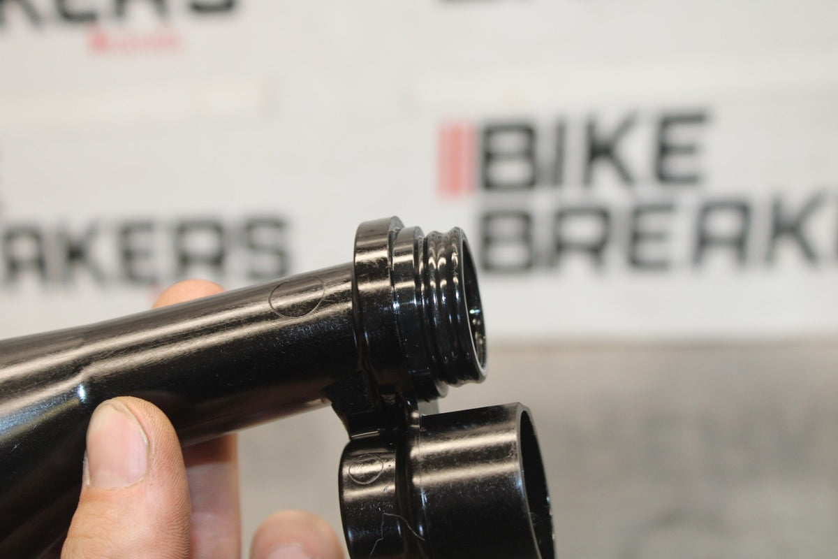 25 KAWASAKI Z900 ENGINE INNER OIL FILTER PICKUP SCREEN BB928